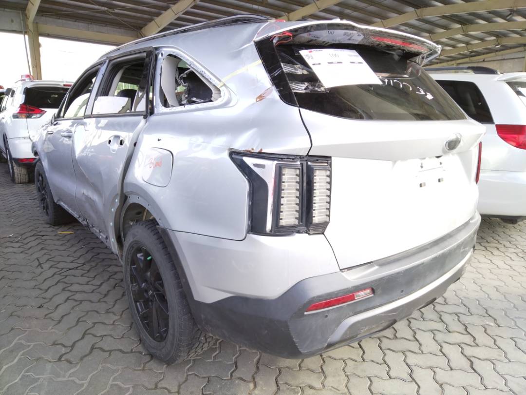 2021 KIA SORENTO — 46710 Miles — Lot 36941775 - Marhaba Auctions Used Cars - Image 9