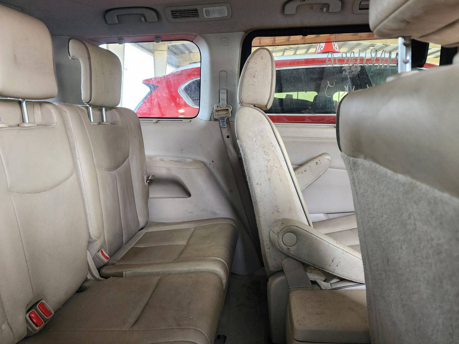 2011 NISSAN QUEST — 186522 Miles — Lot 39278381 — Main - Marhaba Auctions Used Cars - Image 5