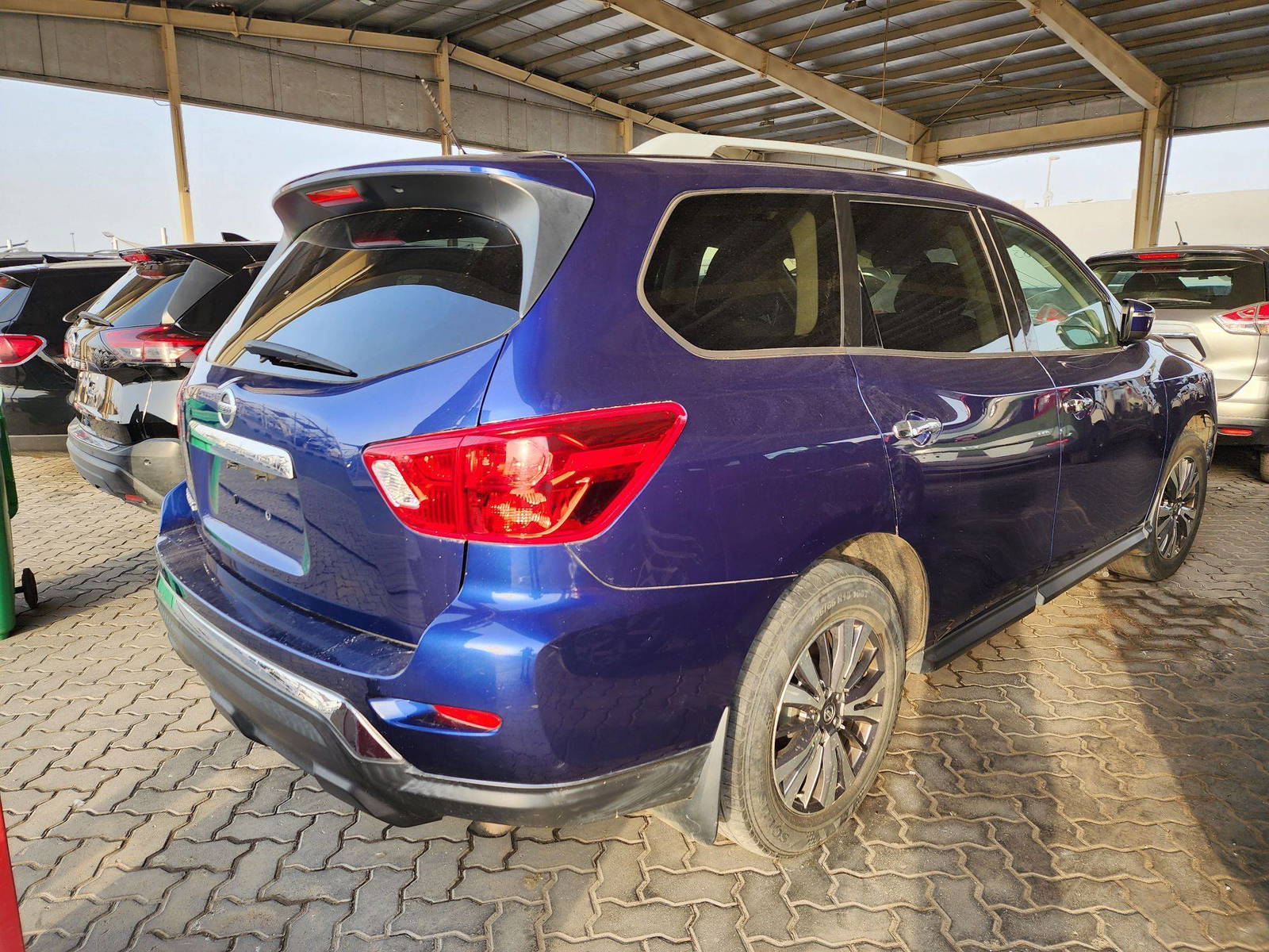 2018 NISSAN PATHFINDER — 130552 Miles — Lot 70103 — Souq - Marhaba Auctions Used Cars - Image 3
