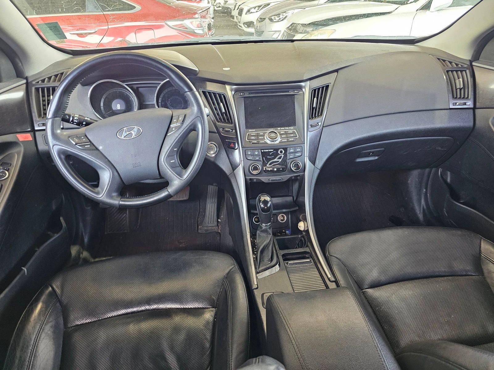 2012 HYUNDAI SONATA — 155068 KM — Lot 431039 — Souq - Marhaba Auctions Used Cars - Image 7