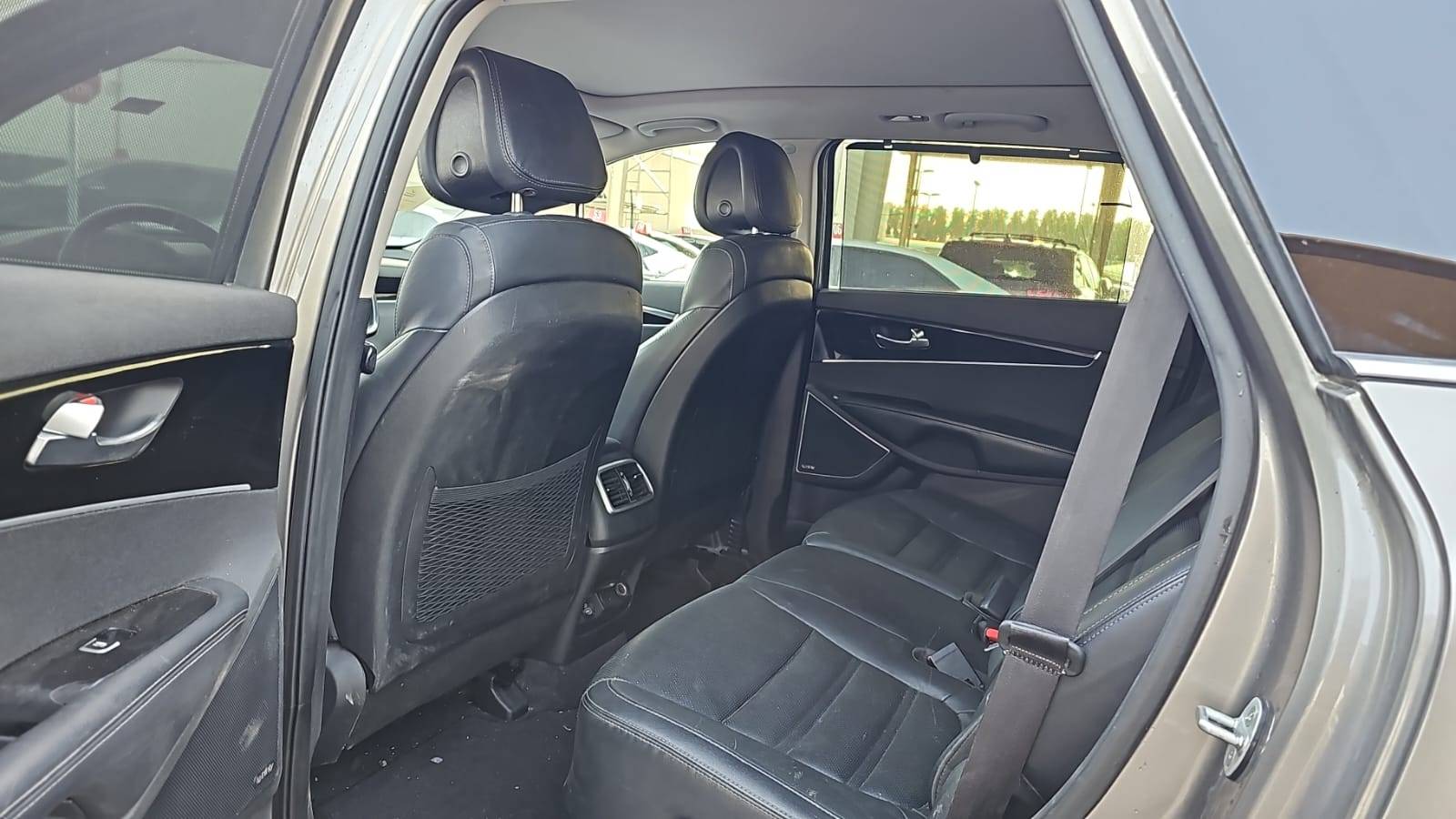 2016 KIA SORENTO — 161969 Miles — Lot GG107747 — Souq - Marhaba Auctions Used Cars - Image 7