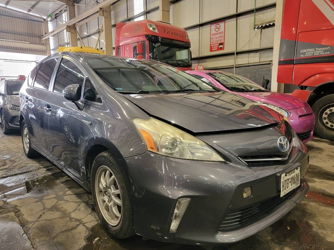 2012 TOYOTA PRIUS — 227975 Miles — Lot 3112622 — Main - Marhaba Auctions Used Cars - Image 5