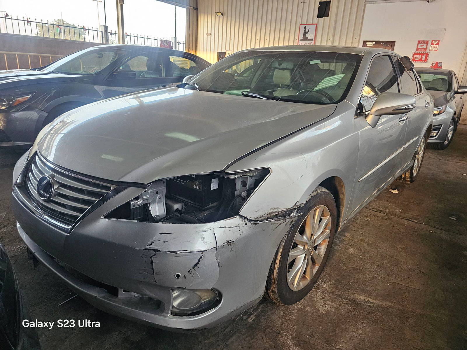 2012 LEXUS ES 350 — 197393 Miles — Lot 510001 — Main - Marhaba Auctions Used Cars - Image 3