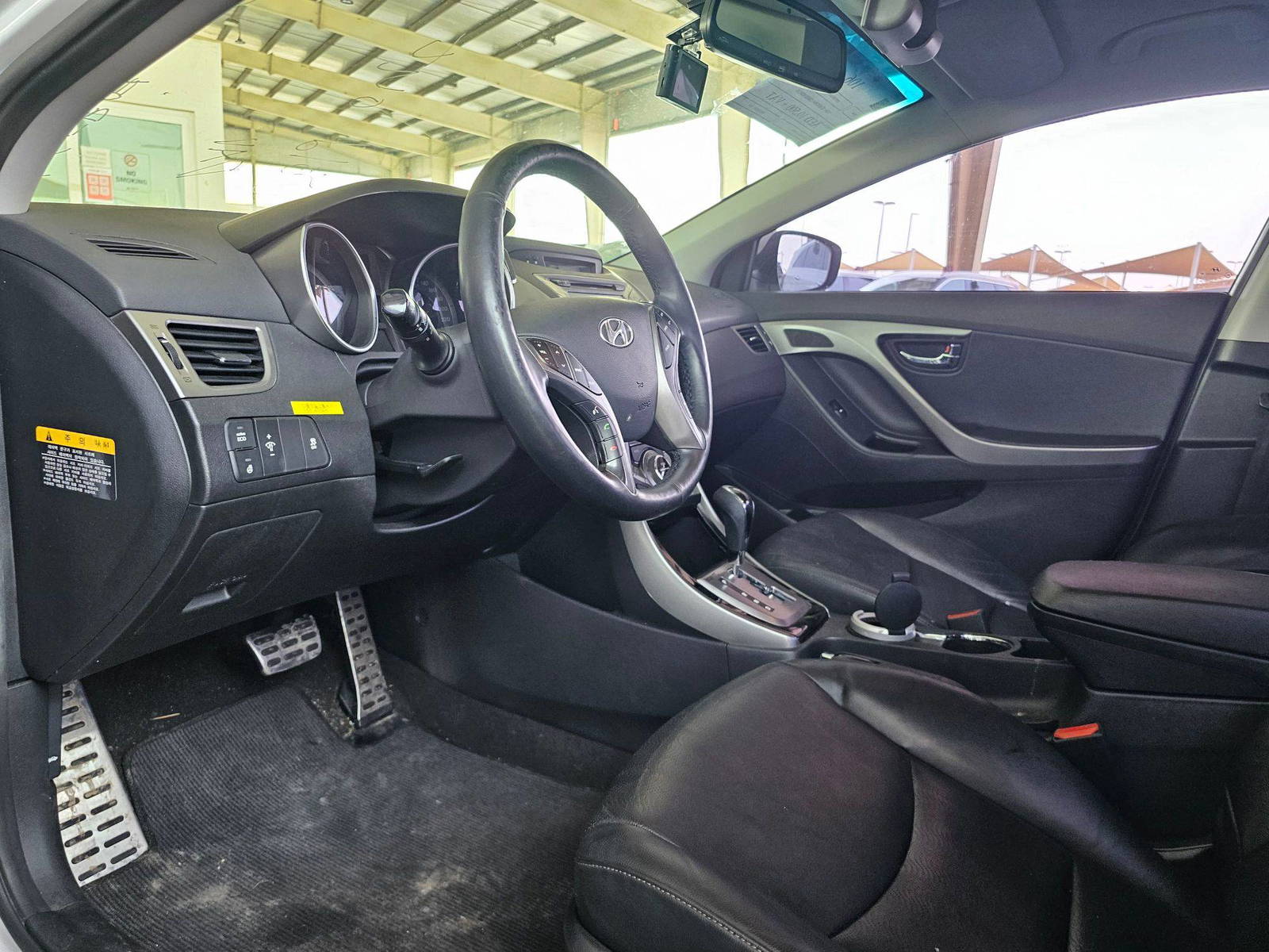 2014 HYUNDAI AVANTE — 151220 KM — Lot 929535 — Souq - Marhaba Auctions Used Cars - Image 8
