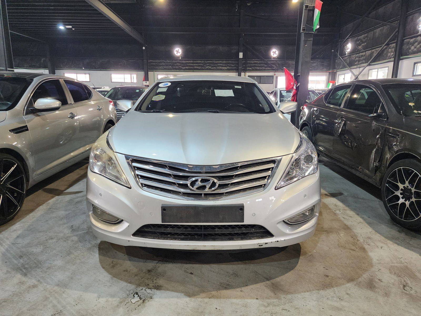 2011 HYUNDAI GRANDEUR — 170112 KM — Lot 57675 — Ind. 12 - Marhaba Auctions Used Cars - Image 7
