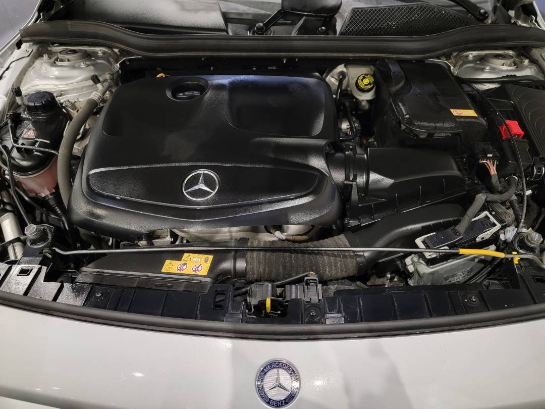 2016 MERCEDES BENZ GLA-250 — 63371 Miles — Lot 261157 — Main - Marhaba Auctions Used Cars - Image 12
