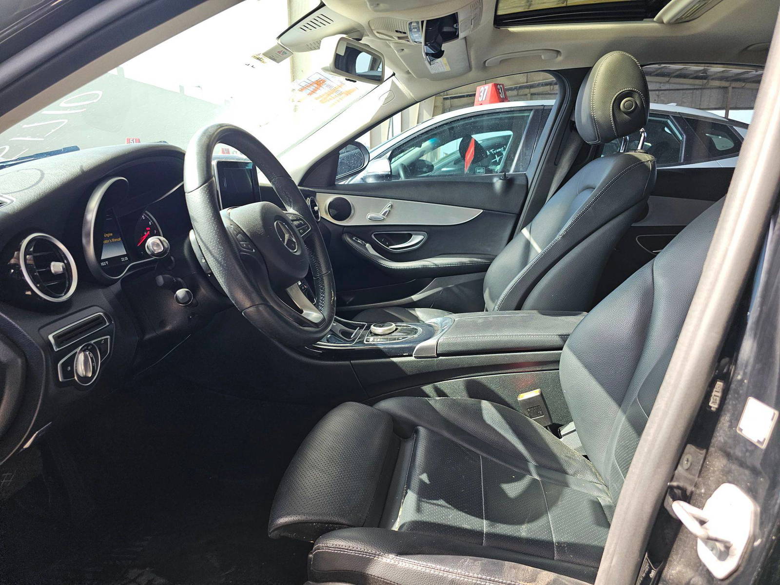 2018 MERCEDES BENZ C300 — 111202 Miles — Lot BXJU251710 — Souq - Marhaba Auctions Used Cars - Image 9