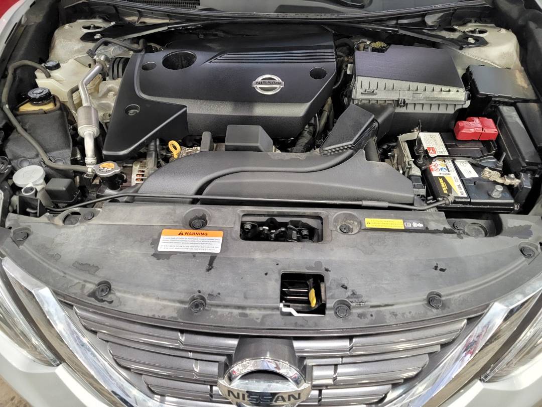 2017 NISSAN ALTIMA — 176595 KM — Lot 100055 — Main - Marhaba Auctions Used Cars - Image 12