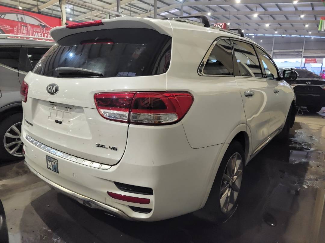 2017 KIA SORENTO — 168596 Miles — Lot HG200672 — Main - Marhaba Auctions Used Cars - Image 3