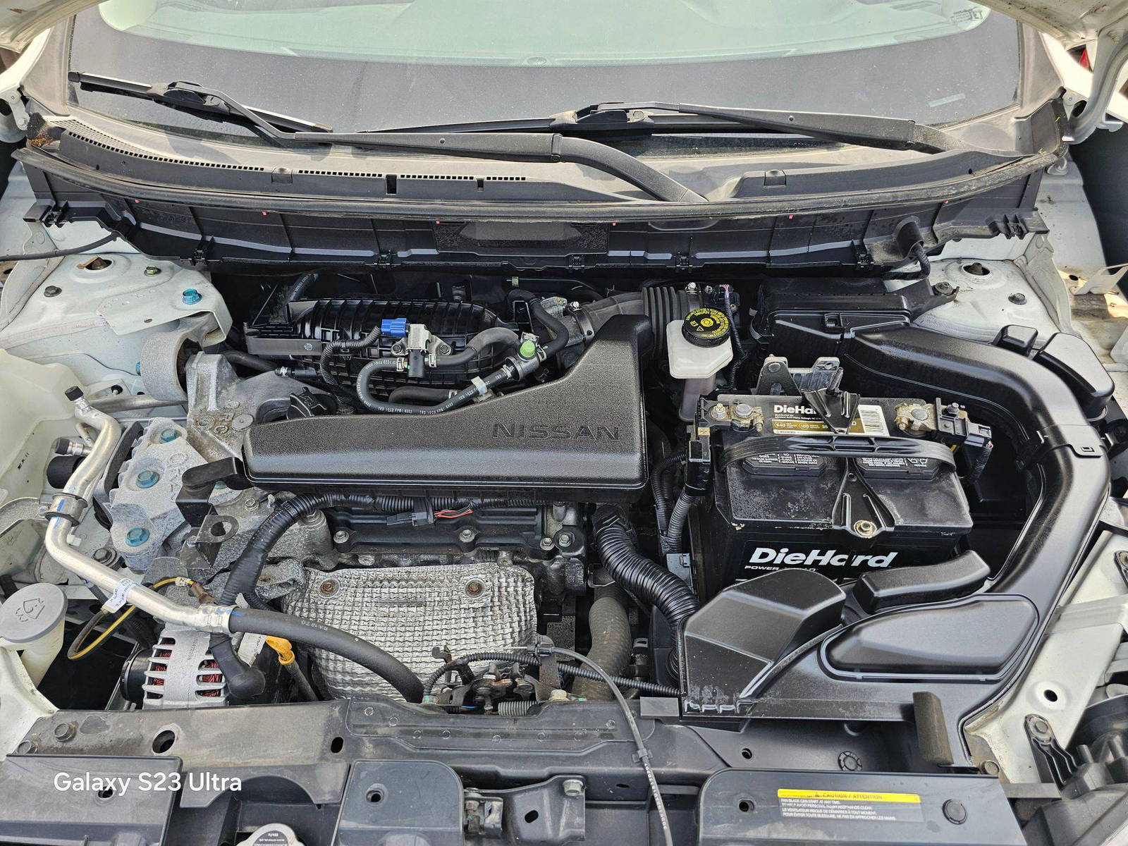 NISSAN ROGUE 2017 - Marhaba Auction Used Cars - Image 11