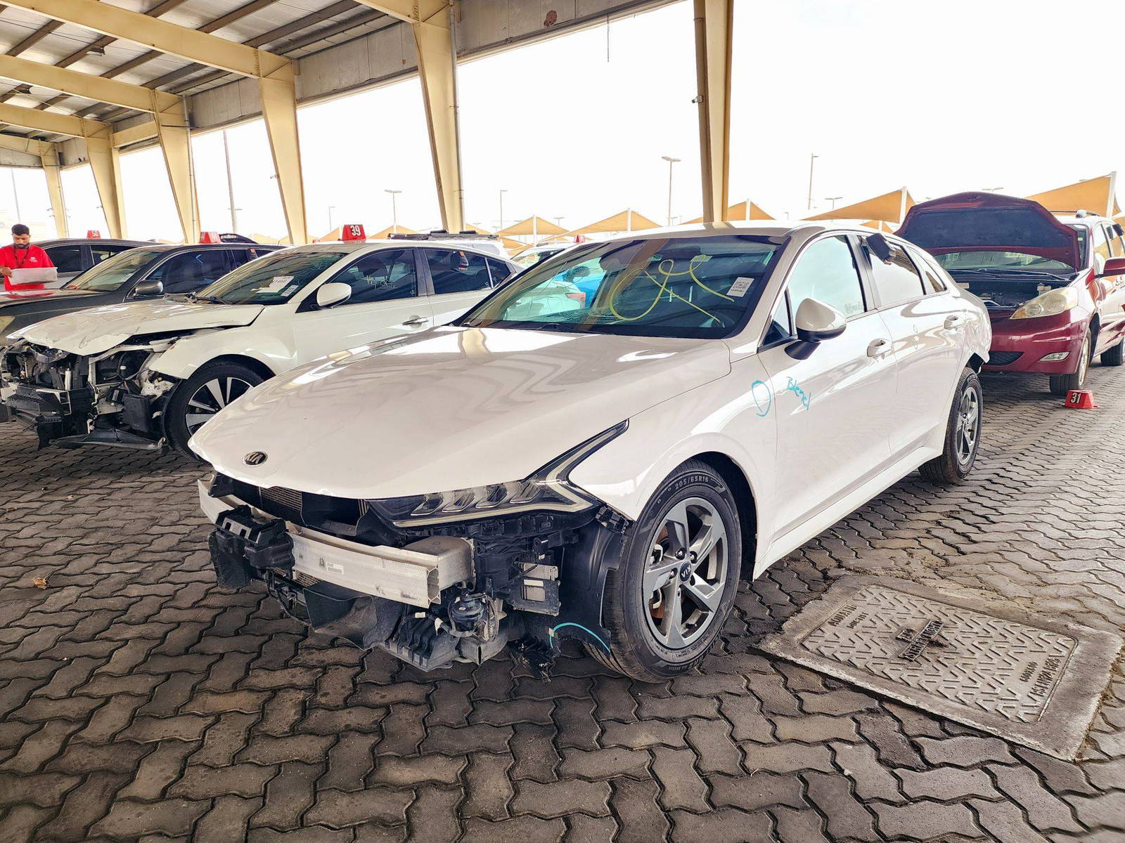 2021 KIA K5 — 112237 Miles — Lot 75509004 — Souq - Marhaba Auctions Used Cars - Image 5