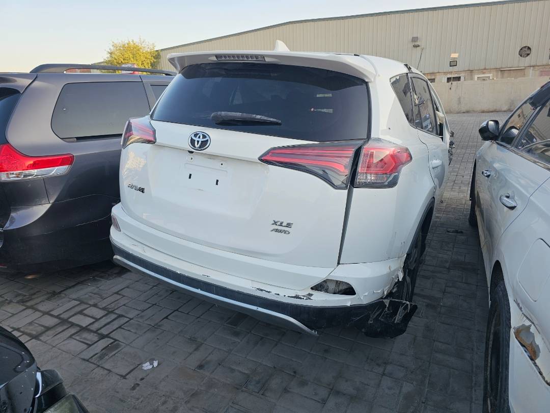2018 TOYOTA RAV4 — 156427 Miles — Lot 2636125 — Main - Marhaba Auctions Used Cars - Image 4