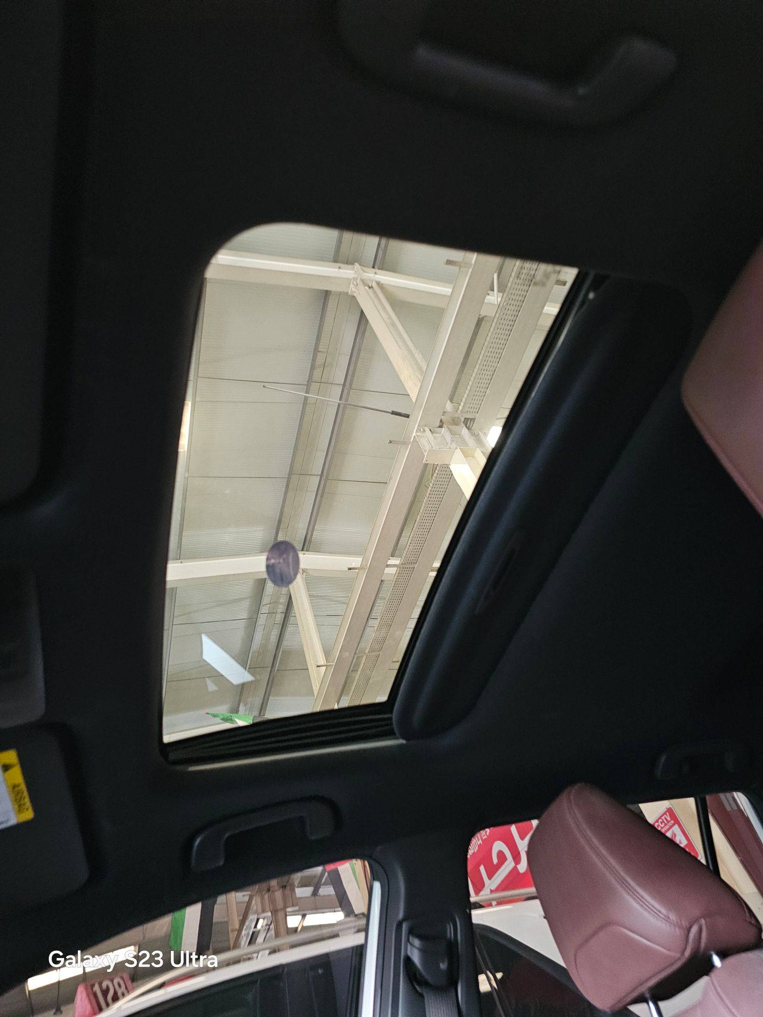 TOYOTA COROLLA CROSS XLE 2023 - Marhaba Auction Used Cars - Image 10