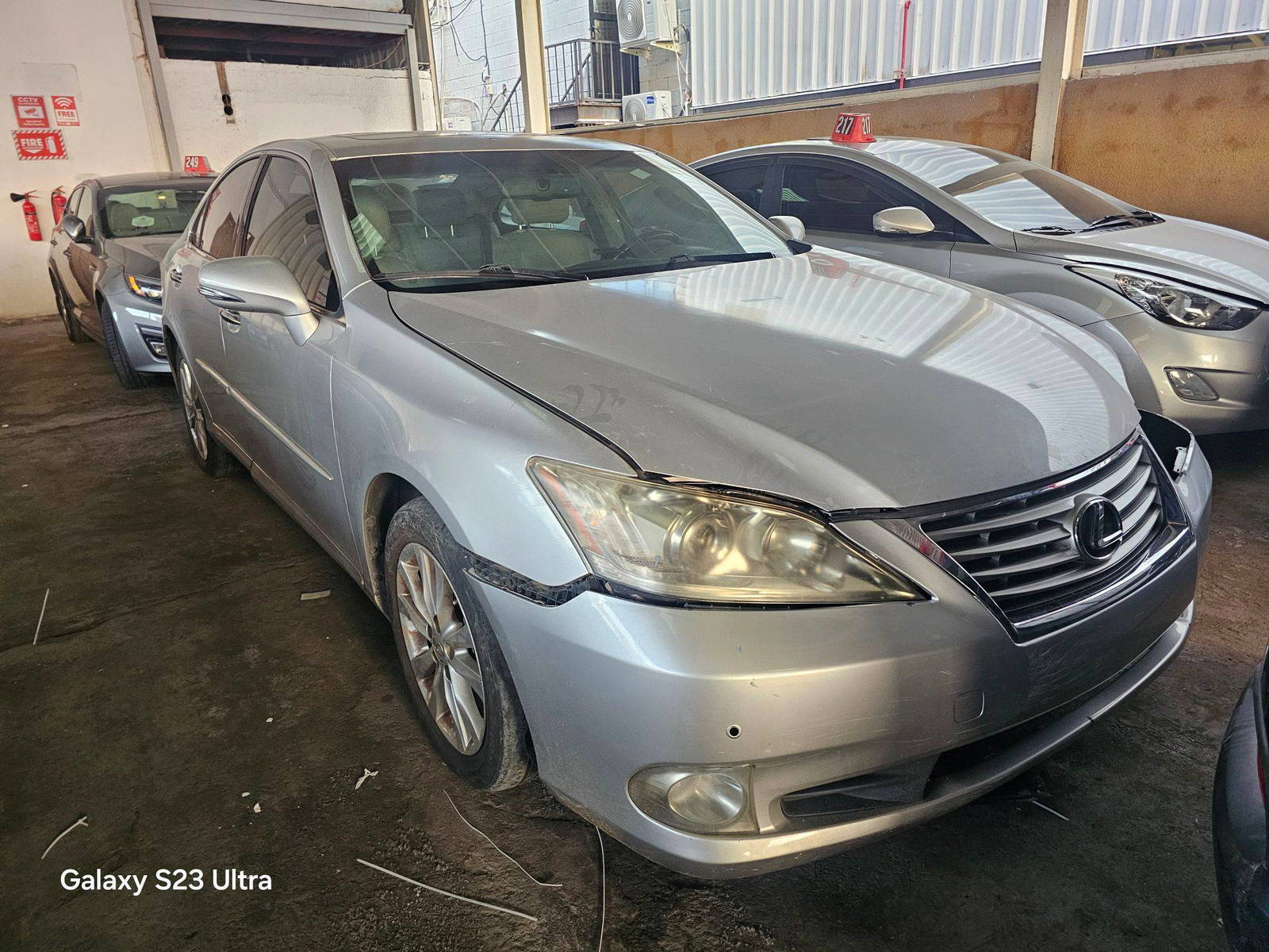 2012 LEXUS ES 350 — 197393 Miles — Lot 510001 — Main - Marhaba Auctions Used Cars - Image 4
