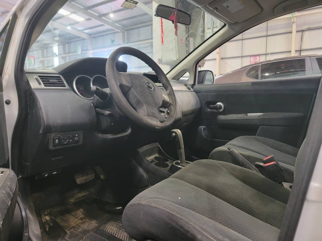 2012 NISSAN VERSA — 237574 KM — Lot 90699 — Main - Marhaba Auctions Used Cars - Image 6