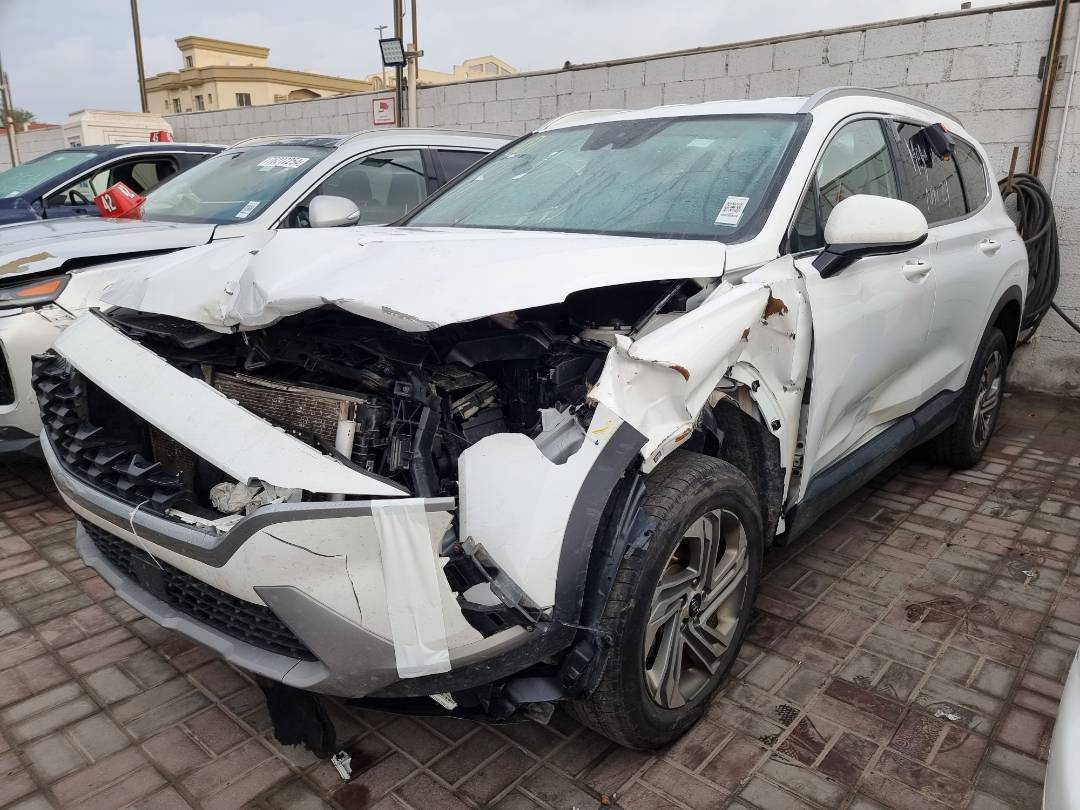 2021 HYUNDAI SANTA FE — 175863 KM — Lot 79230484 — Souq - Marhaba Auctions Used Cars - Image 4