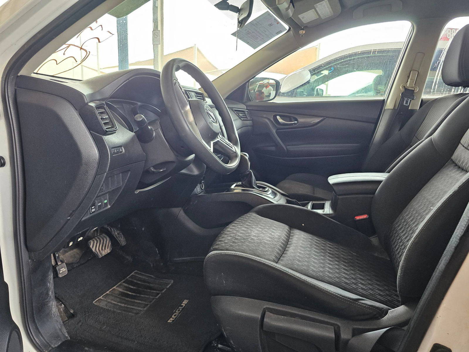 2017 NISSAN ROGUE — 190216 Miles — Lot V1HP533572 — Souq - Marhaba Auctions Used Cars - Image 8