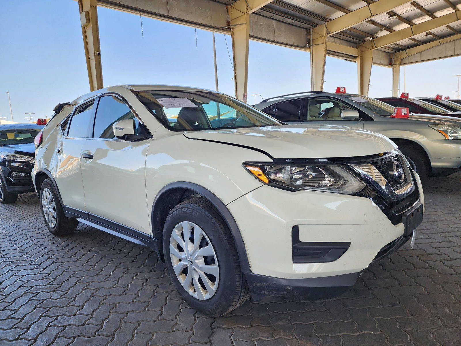 2017 NISSAN ROGUE — 130211 KM — Lot 796091 — Souq - Marhaba Auctions Used Cars - Image 3