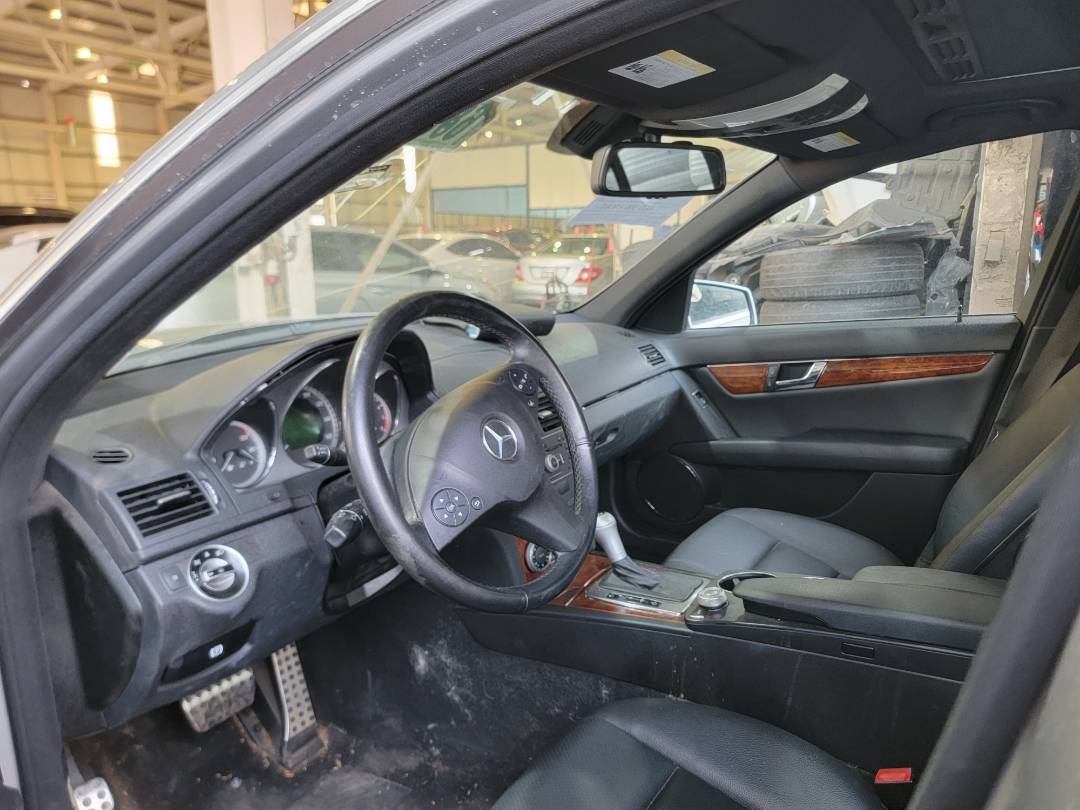 MERCEDES BENZ C300 2011 - Marhaba Auction Used Cars - Image 5