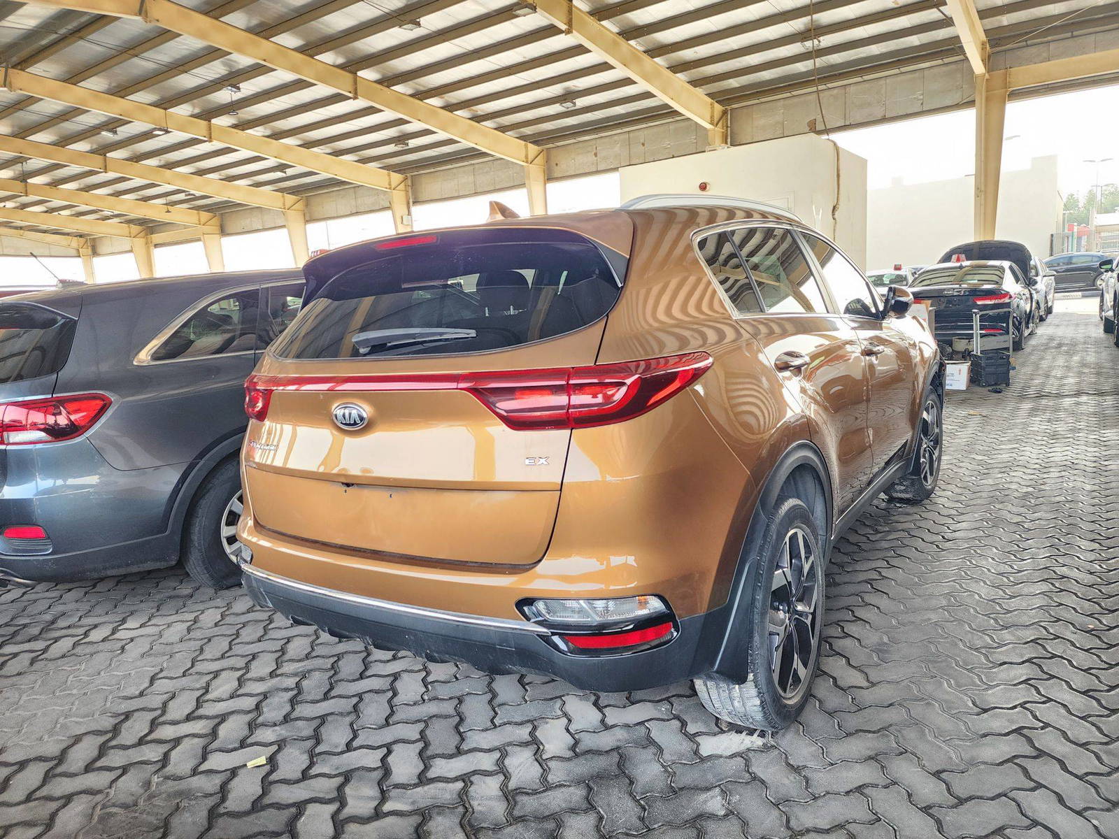 2020 KIA SPORTAGE — 54625 Miles — Lot L7641860 — Souq - Marhaba Auctions Used Cars - Image 3