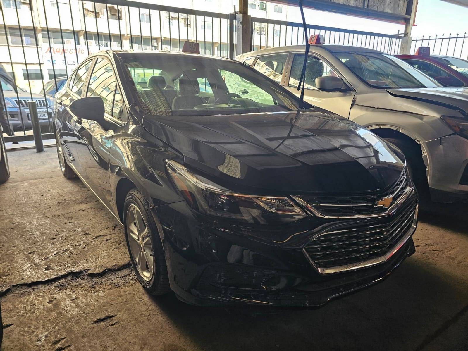 2018 CHEVROLET CRUZE LT — 48575 KM — Lot J7188513 — Main - Marhaba Auctions Used Cars - Image 2
