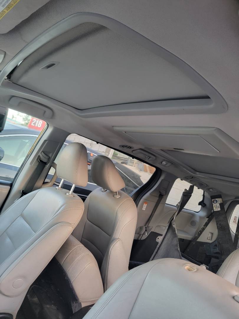 2015 TOYOTA SIENNA — 161186 Miles — Lot FS095196 — Main - Marhaba Auctions Used Cars - Image 9