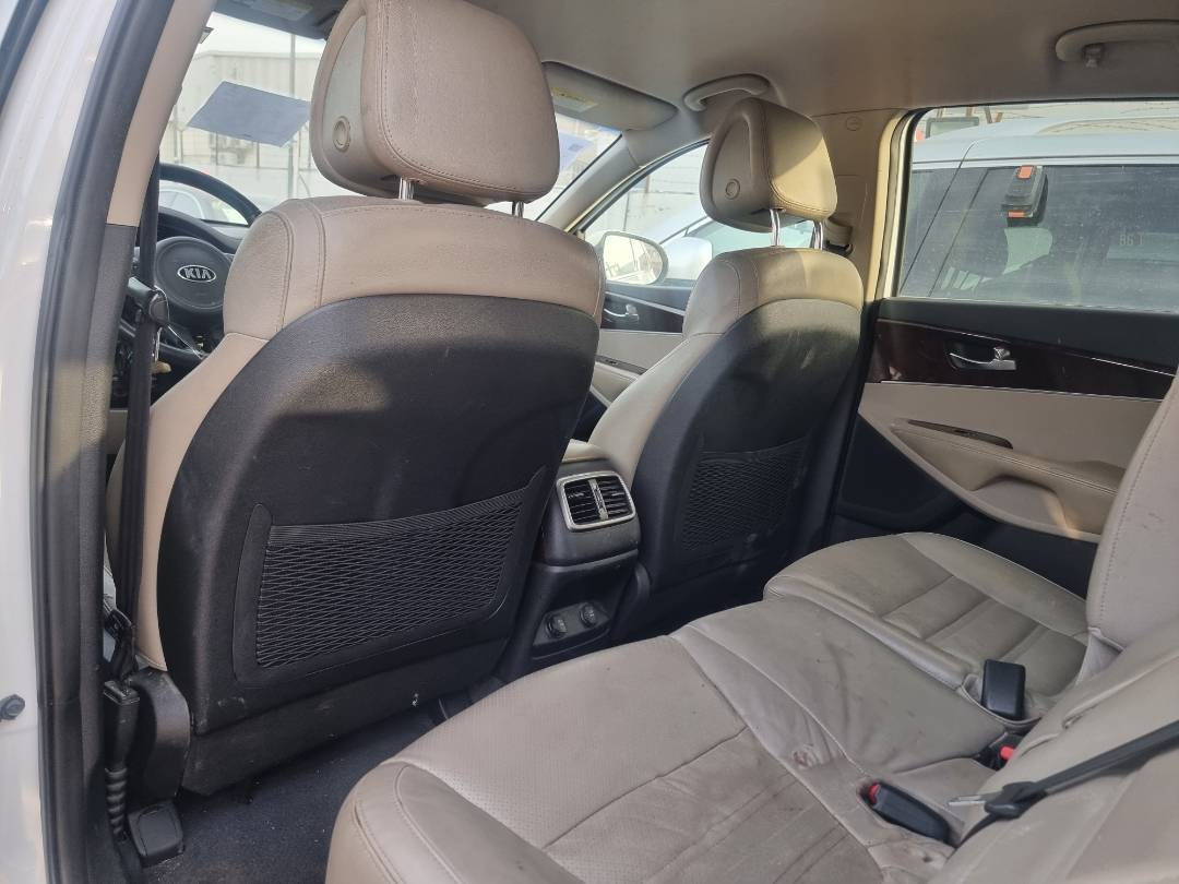 KIA SORENTO 2016 - Marhaba Auction Used Cars - Image 6