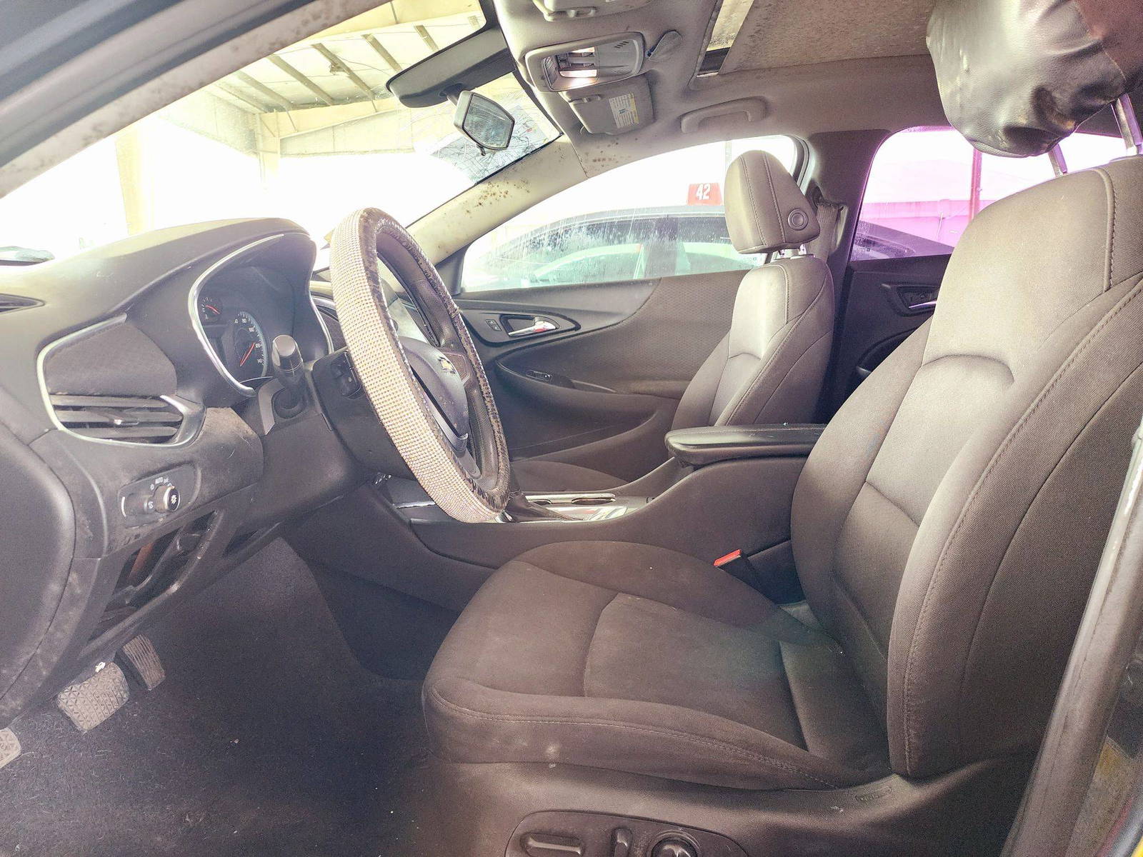 2019 CHEVROLET MALIBU — 130649 Miles — Lot 1007263 — Souq - Marhaba Auctions Used Cars - Image 9