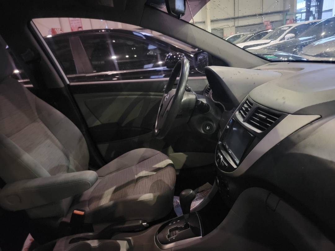 2015 HYUNDAI ACCENT — 137376 Miles — Lot 801515 - Marhaba Auctions Used Cars - Image 5
