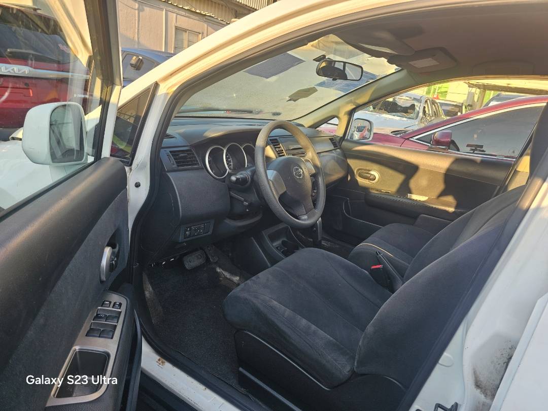 2010 NISSAN VERSA — 214363 KM — Lot 12332902 — Main - Marhaba Auctions Used Cars - Image 12