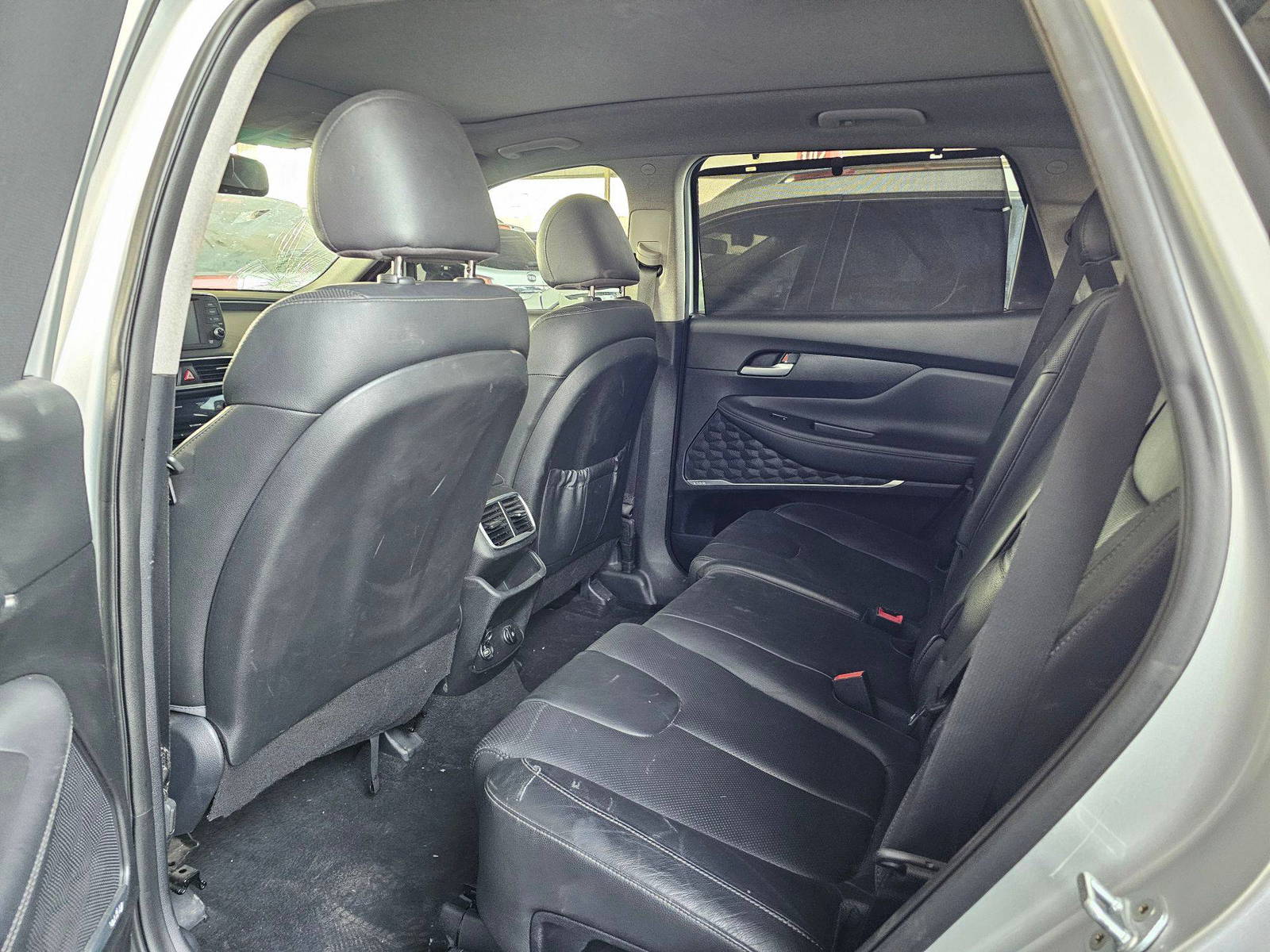 HYUNDAI SANTA FE 2019 - Marhaba Auction Used Cars - Image 7