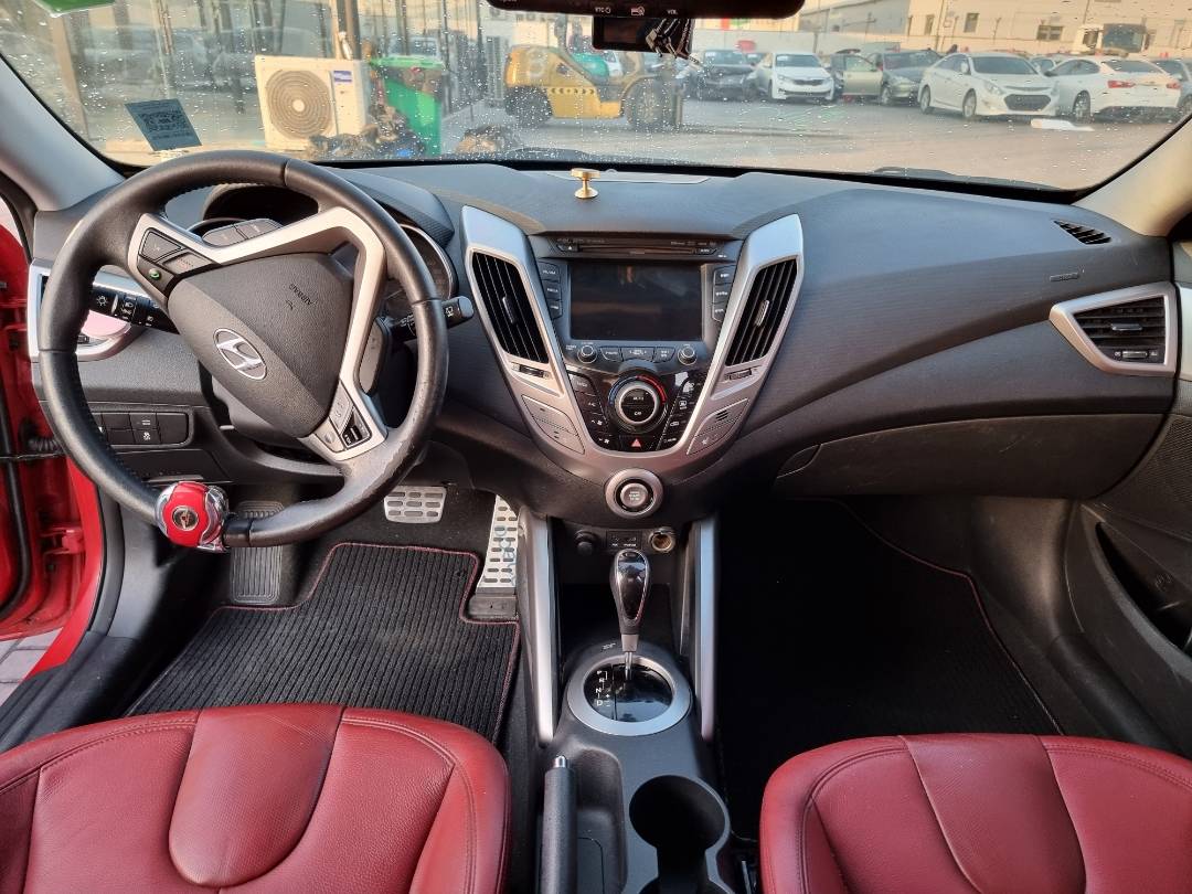 2012 HYUNDAI VELOSTER — 147851 KM — Lot 125478 — Ind. 12 - Marhaba Auctions Used Cars - Image 8
