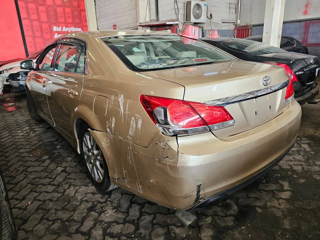 2011 TOYOTA AVALON — 203621 Miles — Lot U437154 — Main - Marhaba Auctions Used Cars - Image 5