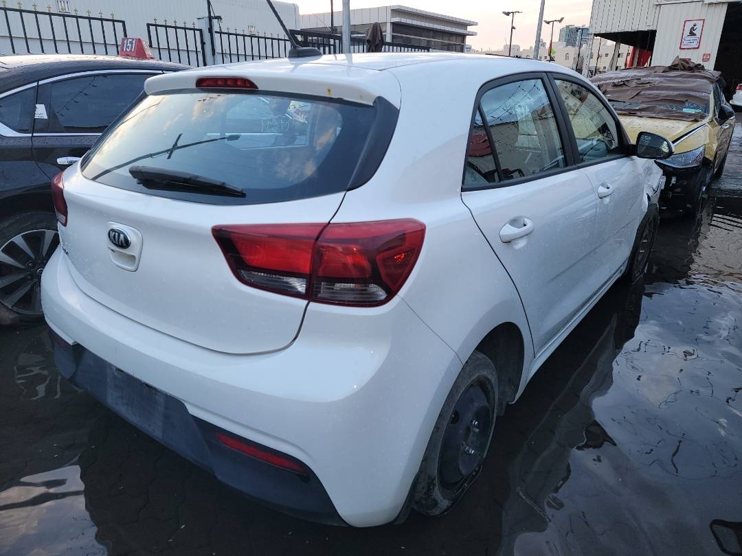 2019 KIA RIO — 77363 KM — Lot E187399 - Marhaba Auctions Used Cars - Image 3