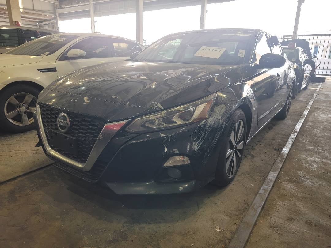 2019 NISSAN ALTIMA — 171927 Miles — Lot 65666 — Main - Marhaba Auctions Used Cars - Image 4