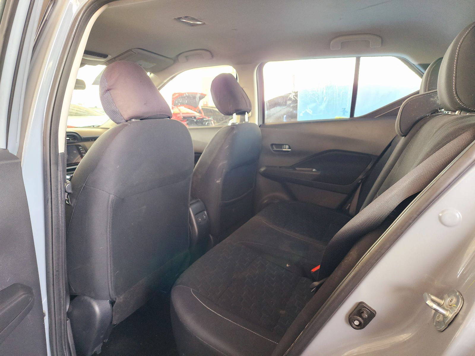 2022 NISSAN KICKS — 30082 Miles — Lot V6NL519399 — Souq - Marhaba Auctions Used Cars - Image 6