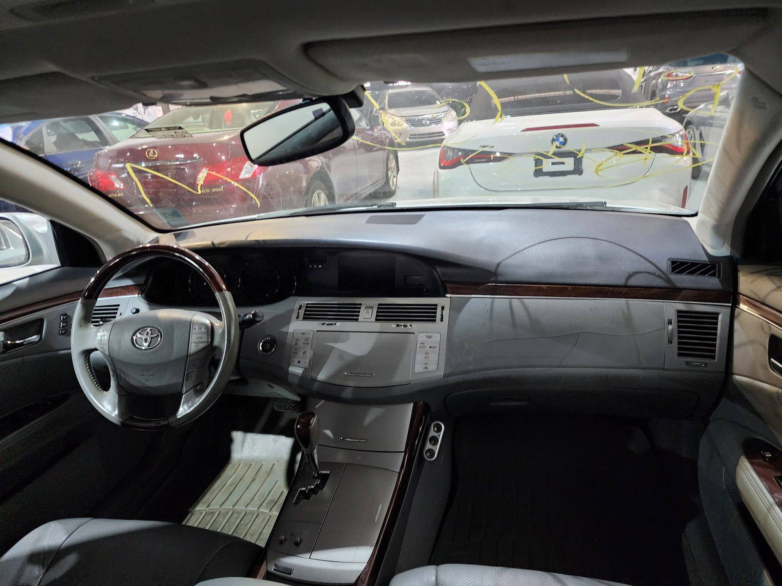 2008 TOYOTA AVALON — 219016 Miles — Lot 75536824 — Al Quoz - Marhaba Auctions Used Cars - Image 9