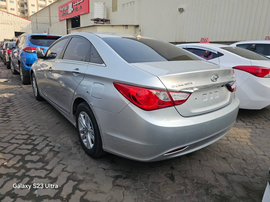 2012 HYUNDAI SONATA — 121052 KM — Lot 456613 — Main - Marhaba Auctions Used Cars - Image 5