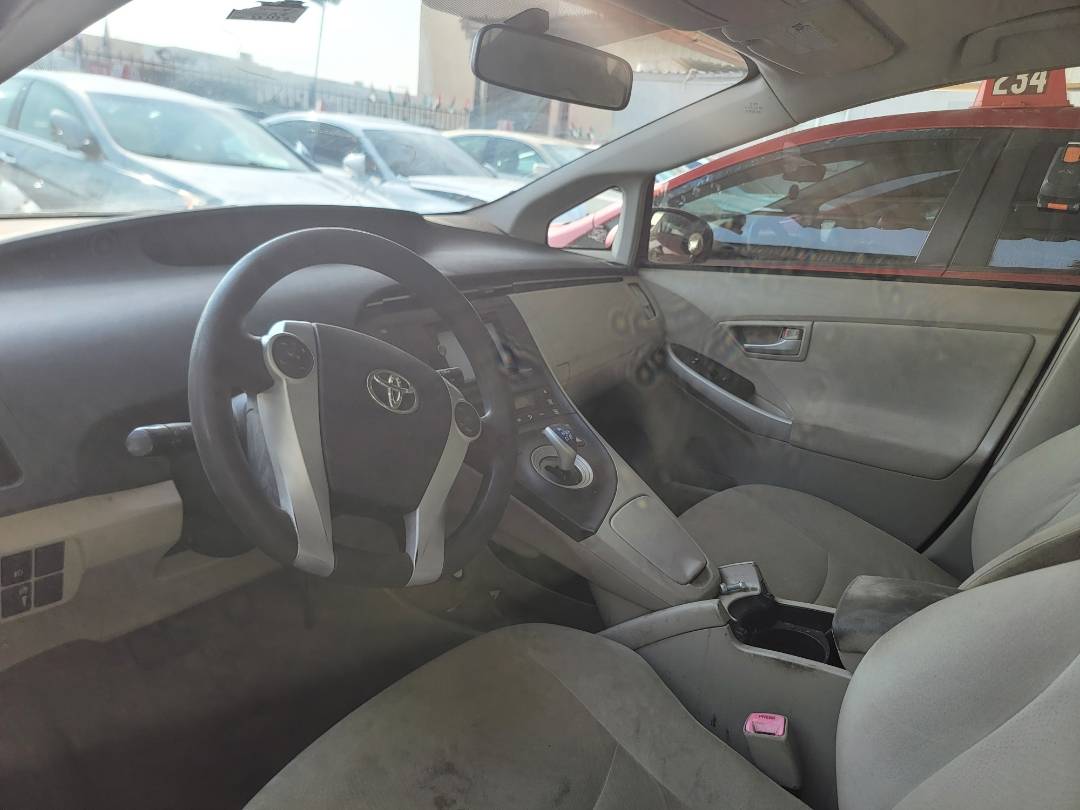 2011 TOYOTA PRIUS — 273327 Miles — Lot 1442829 — Main - Marhaba Auctions Used Cars - Image 6