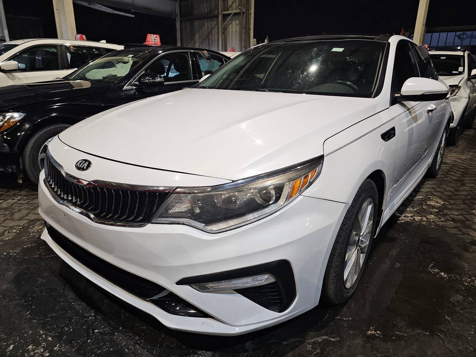 2018 KIA OPTIMA — 162545 Miles — Lot G234223 — Main - Marhaba Auctions Used Cars - Image 4
