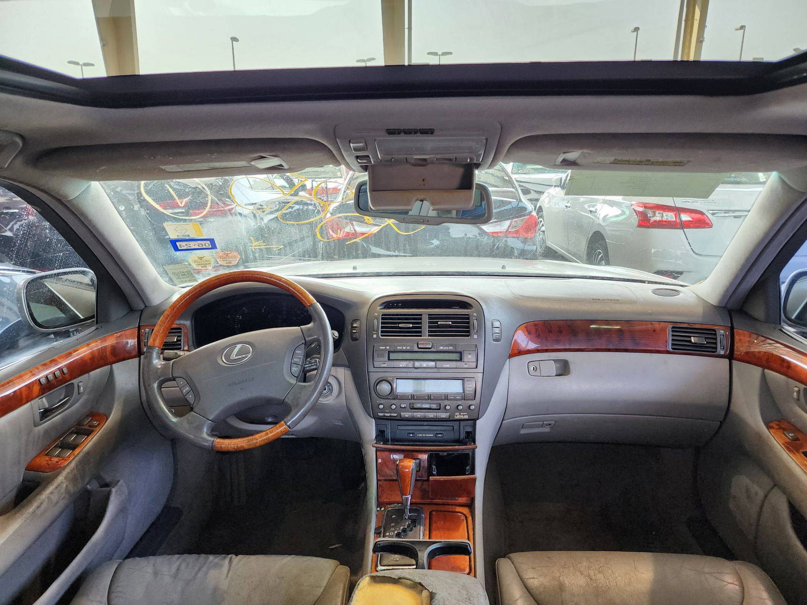 2002 LEXUS LS 430 — 227965 Miles — Lot 37898716 — Souq - Marhaba Auctions Used Cars - Image 5