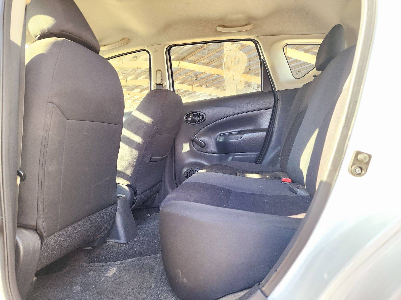 2016 NISSAN VERSA NOTE — 159796 Miles — Lot 71631014 — Souq - Marhaba Auctions Used Cars - Image 6