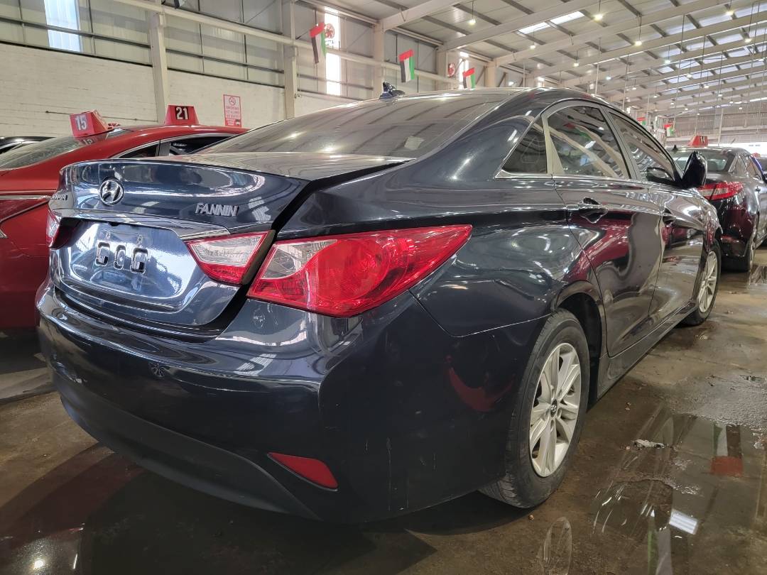 2014 HYUNDAI SONATA — 163633 Miles — Lot 81140133 - Marhaba Auctions Used Cars - Image 3