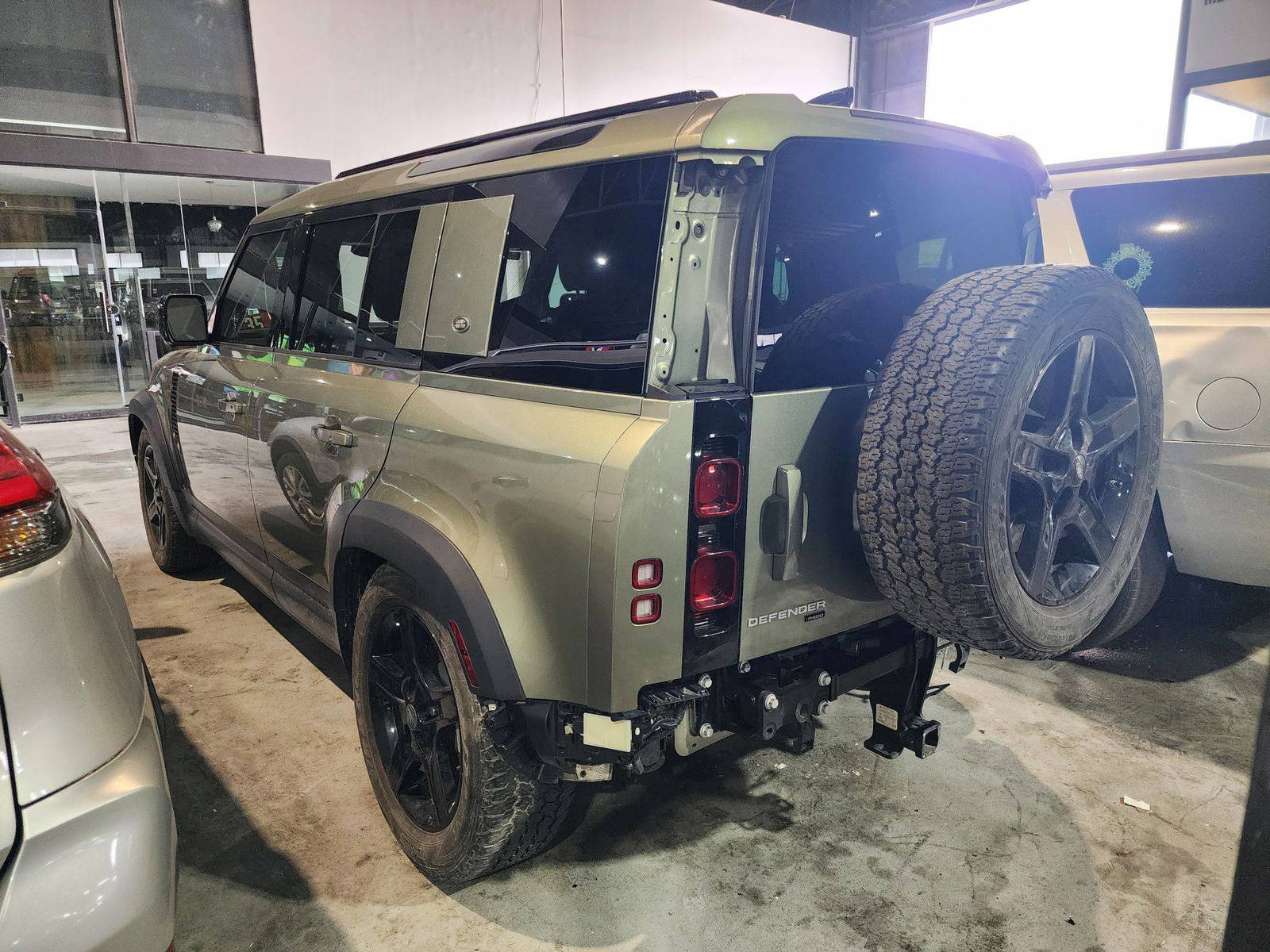 LAND ROVER DEFENDER 110 SE 2021 - Marhaba Auction Used Cars - Image 7