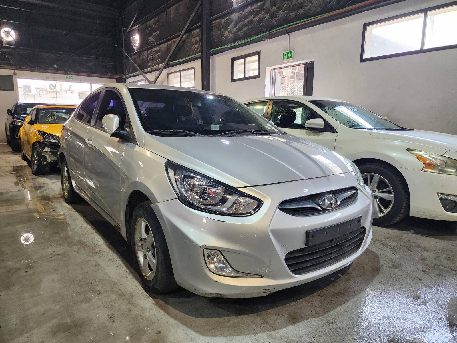 2011 HYUNDAI ACCENT — 225590 KM — Lot 092091 — Main - Marhaba Auctions Used Cars - Image 3