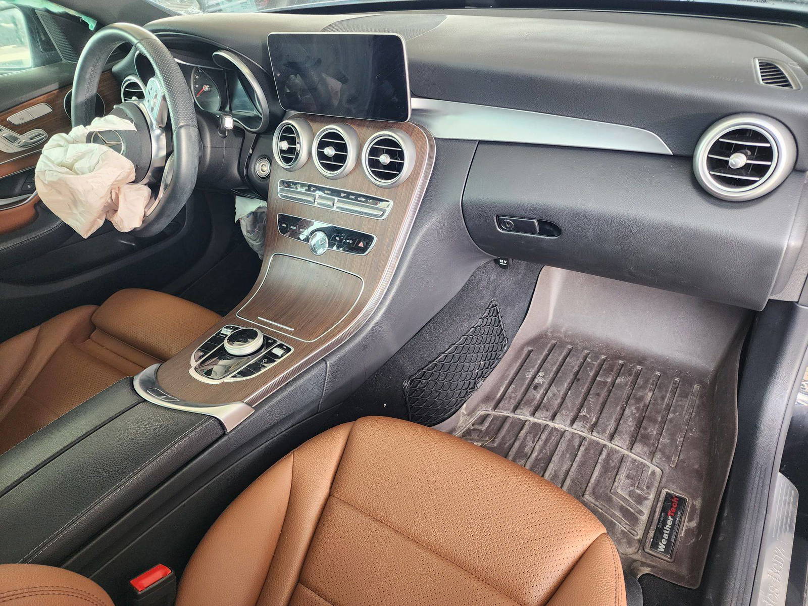 2019 MERCEDES BENZ C300 — 87443 Miles — Lot 282714 - Marhaba Auctions Used Cars - Image 5