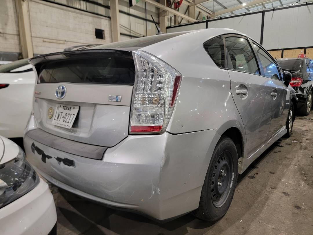 2010 TOYOTA PRIUS — 171729 Miles — Lot U2A5026824 — Main - Marhaba Auctions Used Cars - Image 4