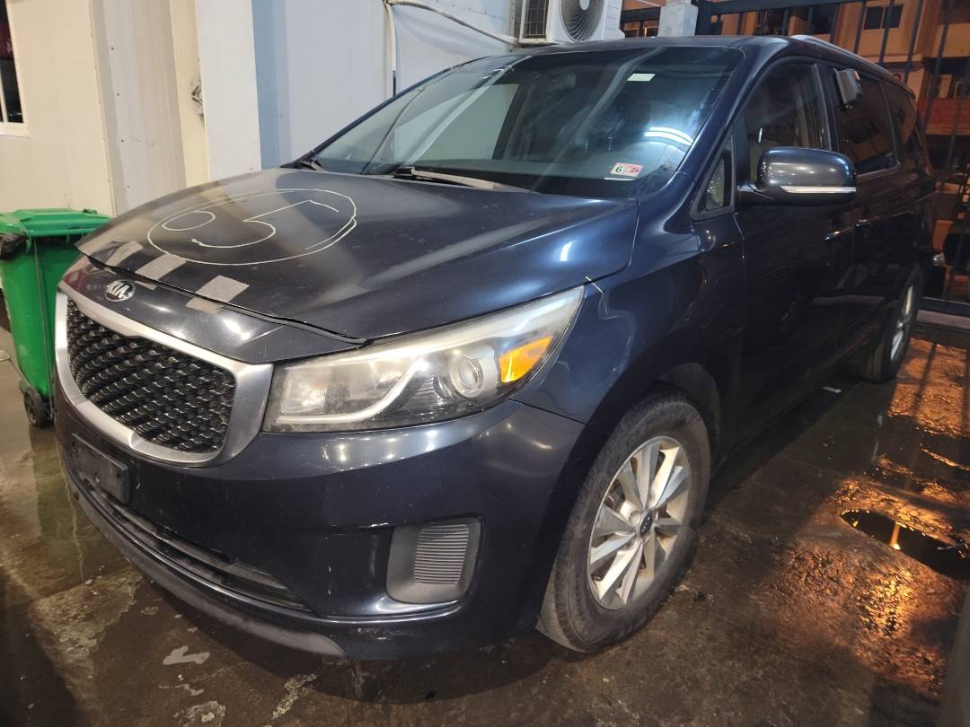 2015 KIA SEDONA — 237781 Miles — Lot 6029945 - Marhaba Auctions Used Cars - Image 15