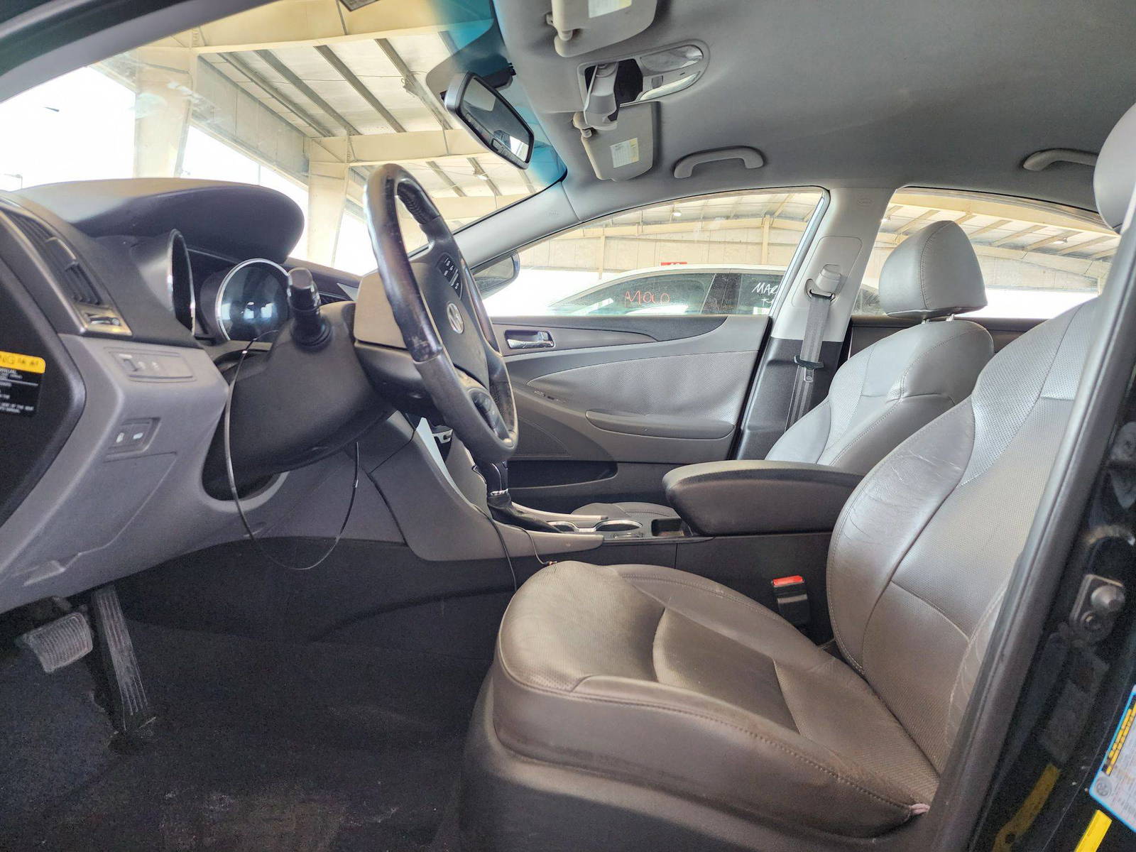 2012 HYUNDAI SONATA — 188873 Miles — Lot 125487 — Souq - Marhaba Auctions Used Cars - Image 8