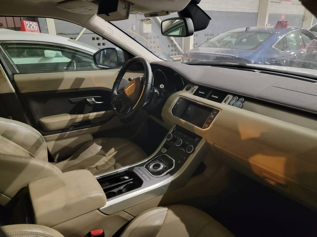 2014 LAND ROVER RANGE ROVER EVOQUE PURE PLUS — 140875 Miles — Lot 52944295 — Main - Marhaba Auctions Used Cars - Image 6